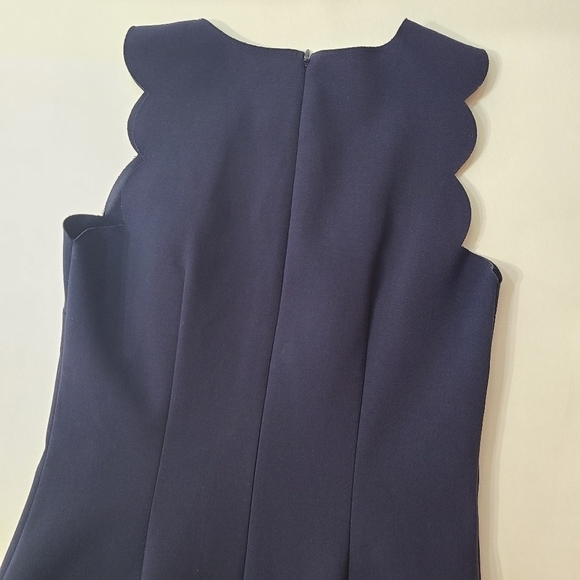 J. Crew Dress Scalloped Mini Laser Cut Navy Blue Wrinkle Free Size 00 - Picture 9 of 16